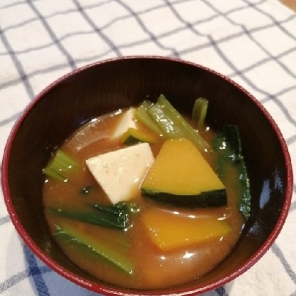 ほうれん草の代わりに小松菜で作りました～具だくさんでとってもおいしかったです！かぼちゃの甘みがいいですね♪